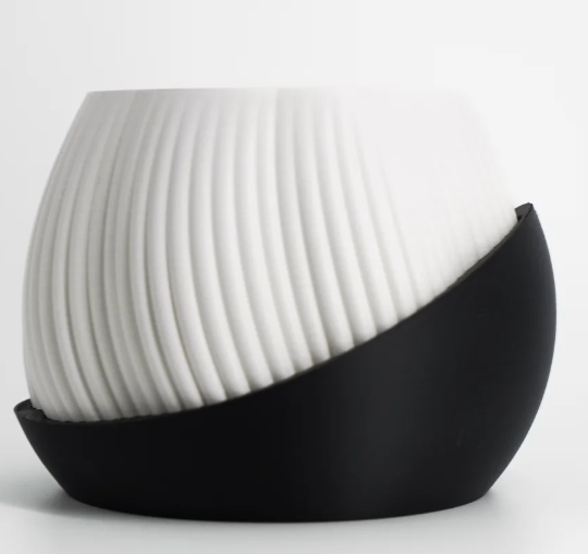 Bloomshell Planter
